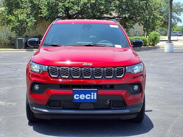 2025 Jeep Compass COMPASS LATITUDE 4X4