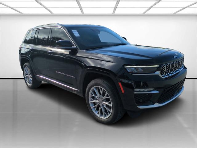 2023 Jeep Grand Cherokee Summit 4x2