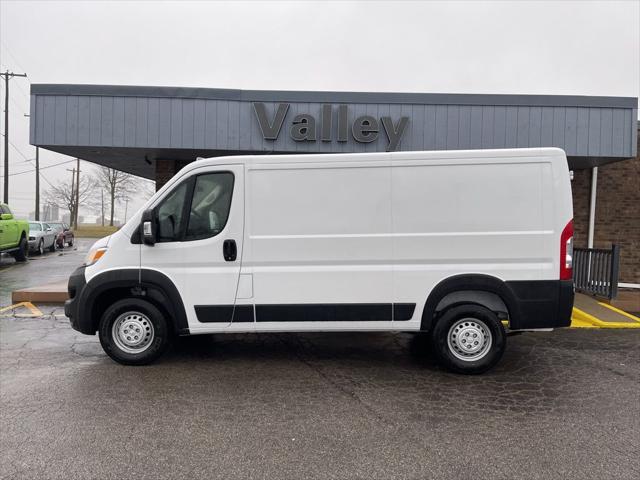 2025 RAM Ram ProMaster RAM PROMASTER 2500 TRADESMAN CARGO VAN LOW ROOF 136 WB