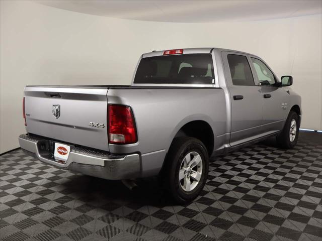 2022 RAM 1500 Classic SLT Crew Cab 4x4 57 Box