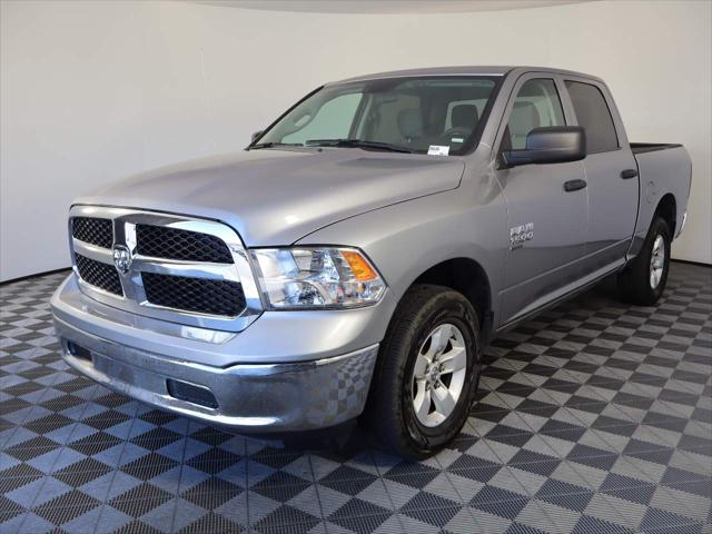 2022 RAM 1500 Classic SLT Crew Cab 4x4 57 Box