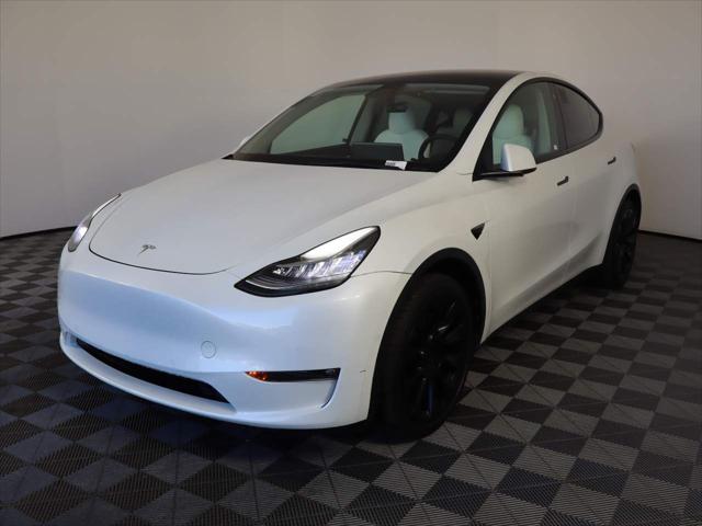 2022 Tesla Model Y Long Range Dual Motor All-Wheel Drive