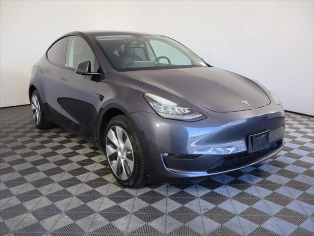 2022 Tesla Model Y Long Range Dual Motor All-Wheel Drive