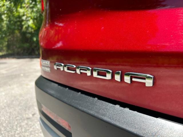 2023 GMC Acadia FWD SLT