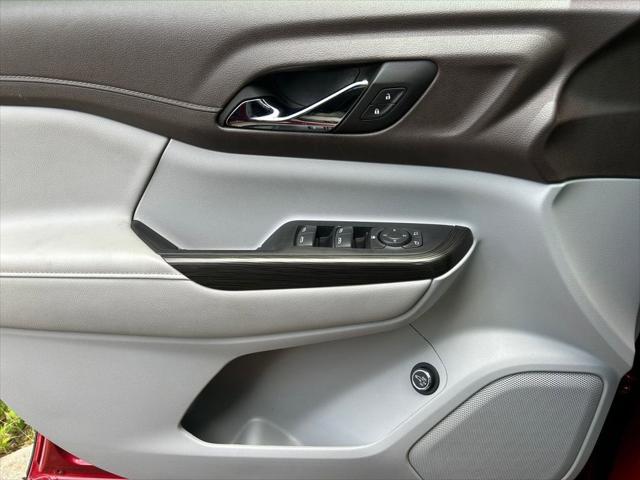 2023 GMC Acadia FWD SLT