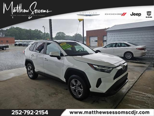 2022 Toyota RAV4 XLE