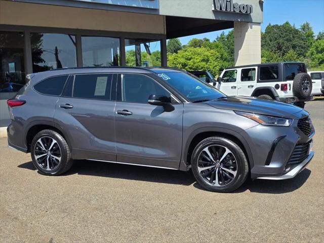 2021 Toyota Highlander XSE 2021 Toyota Highlander XSE