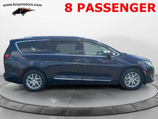 2020 Chrysler Pacifica Touring L 2020 Chrysler Pacifica Touring L