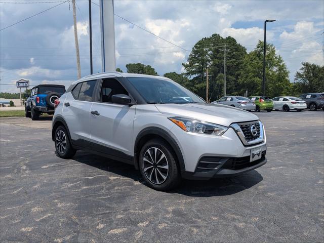 2019 Nissan Kicks S