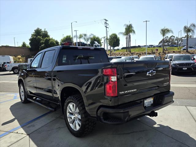 2022 Chevrolet Silverado 1500 2WD Crew Cab Short Bed Custom