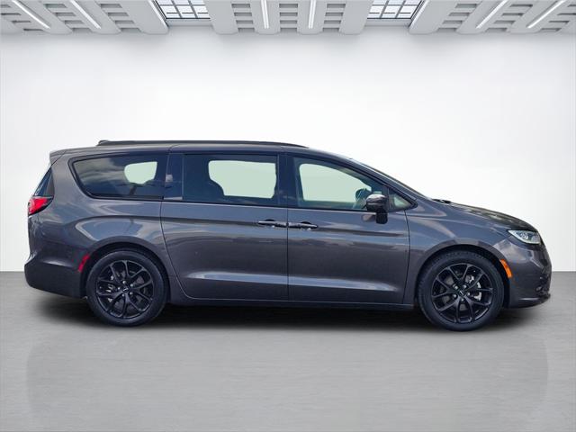 2021 Chrysler Pacifica Touring