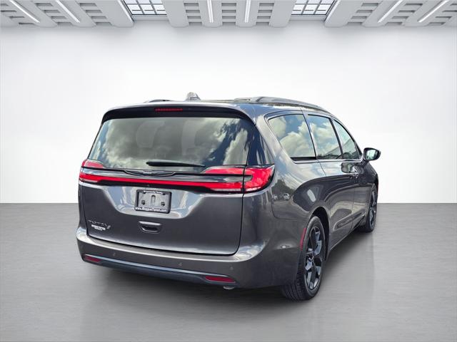 2021 Chrysler Pacifica Touring