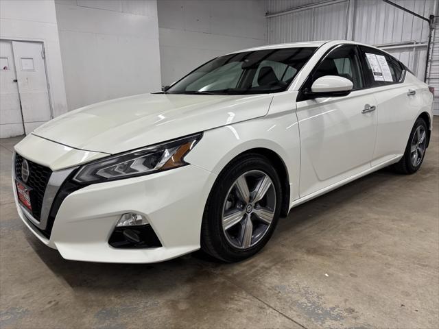 2022 Nissan Altima SL FWD