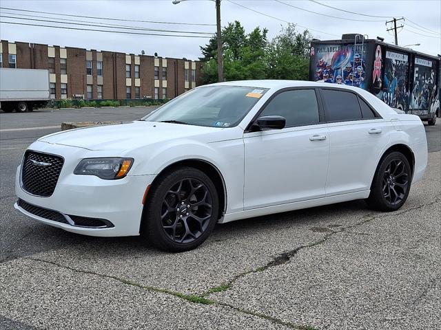 2020 Chrysler 300 Touring