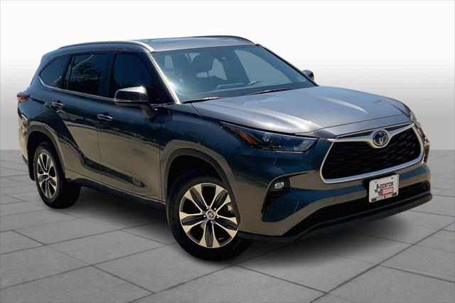 2023 Toyota Highlander Hybrid XLE