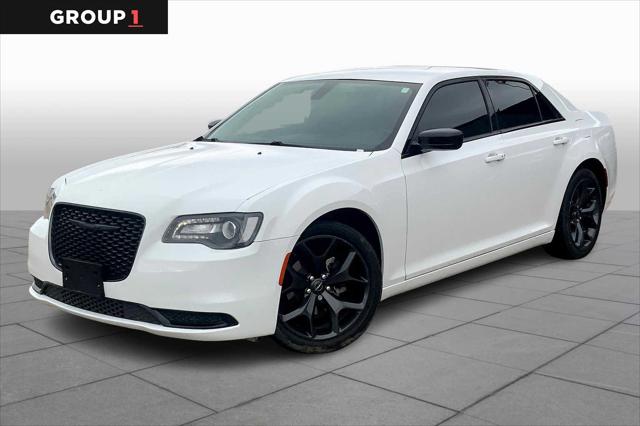 2020 Chrysler 300 Touring