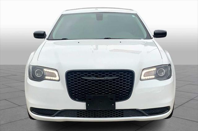 2020 Chrysler 300 Touring
