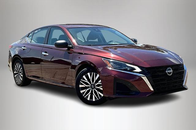 2024 Nissan Altima SV FWD
