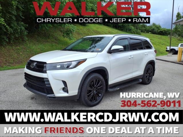 2019 Toyota Highlander SE