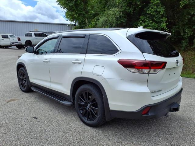2019 Toyota Highlander SE