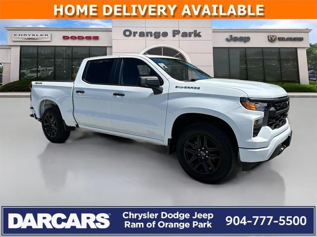 2023 Chevrolet Silverado 1500 4WD Crew Cab Standard Bed Custom