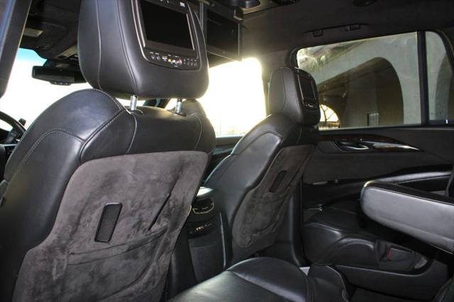 2016 Cadillac Escalade Platinum