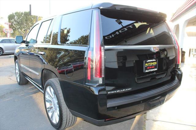 2016 Cadillac Escalade Platinum