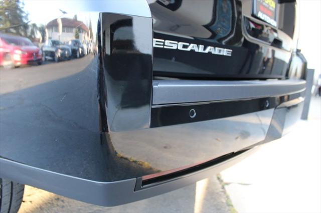 2016 Cadillac Escalade Platinum