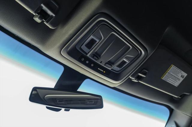 2021 Chevrolet Silverado 1500 4WD Crew Cab Short Bed Custom