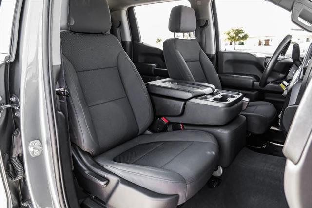 2021 Chevrolet Silverado 1500 4WD Crew Cab Short Bed Custom