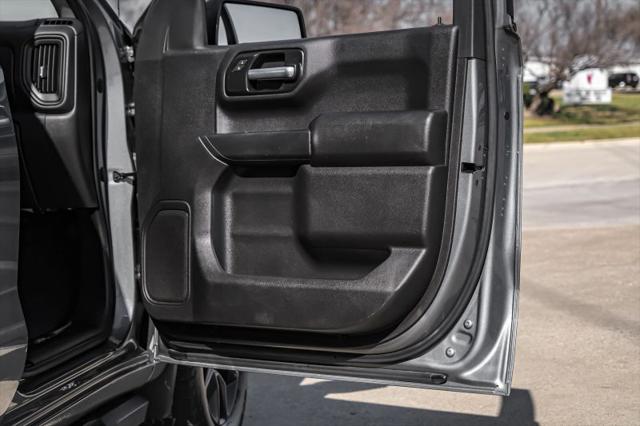 2021 Chevrolet Silverado 1500 4WD Crew Cab Short Bed Custom