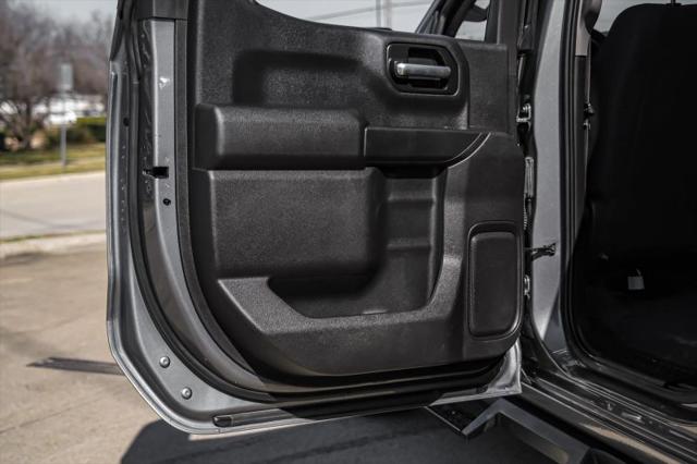 2021 Chevrolet Silverado 1500 4WD Crew Cab Short Bed Custom
