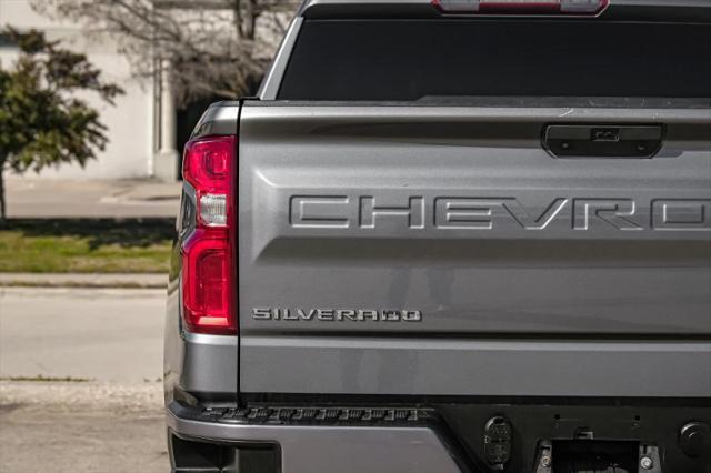 2021 Chevrolet Silverado 1500 4WD Crew Cab Short Bed Custom