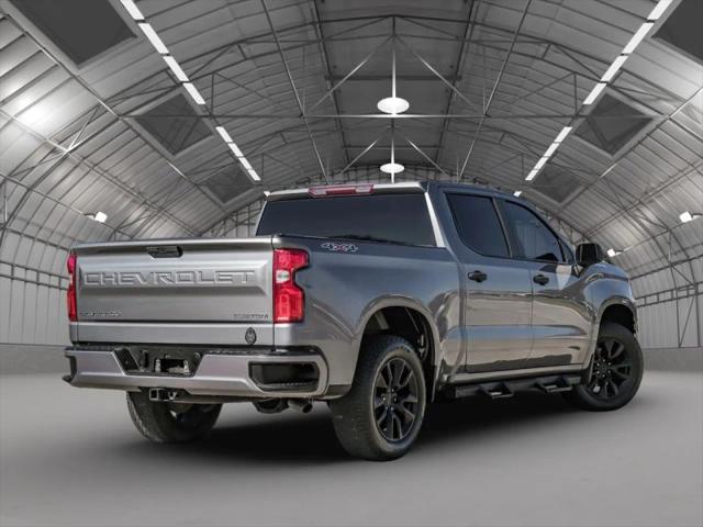 2021 Chevrolet Silverado 1500 4WD Crew Cab Short Bed Custom