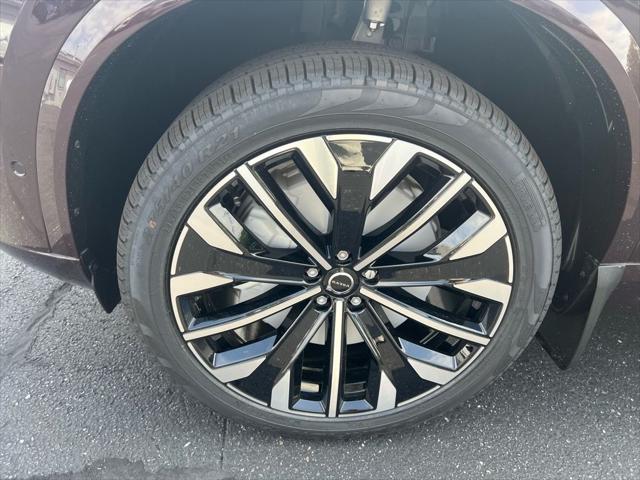 2026 Volvo XC90 B5 Plus 7-Seater