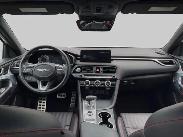 2023 Genesis G70 2.0T RWD