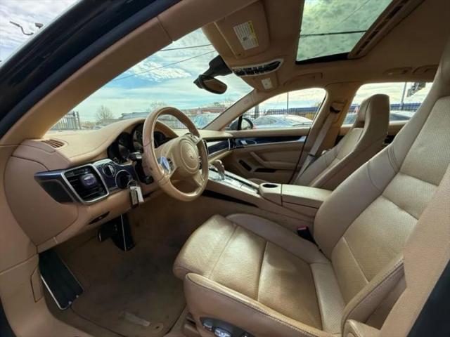 2015 Porsche Panamera 4