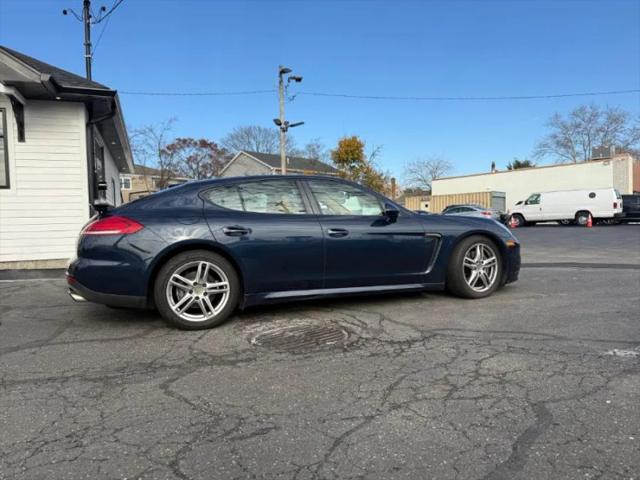 2015 Porsche Panamera 4