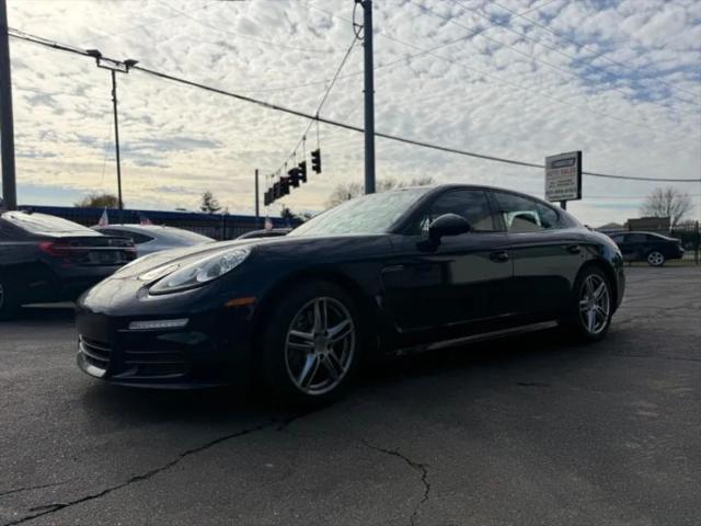 2015 Porsche Panamera 4
