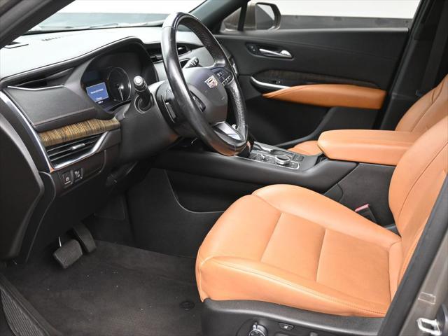 2020 Cadillac XT4 FWD Premium Luxury