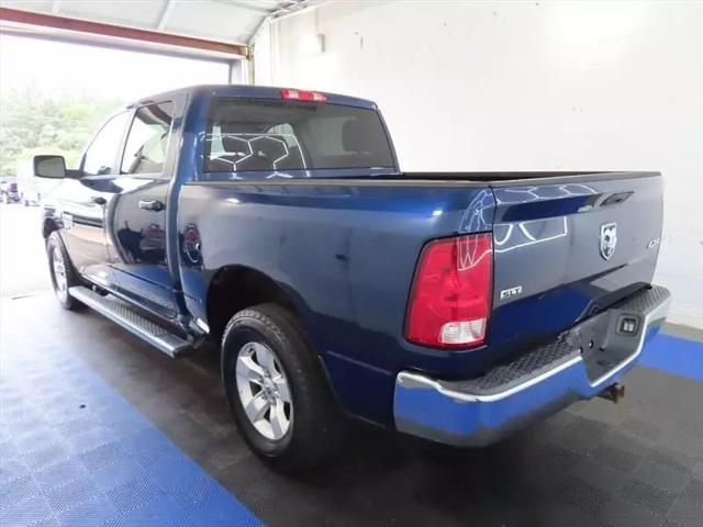 2021 Ram 1500 SLT Crew Cab 4x4 5'7" Box