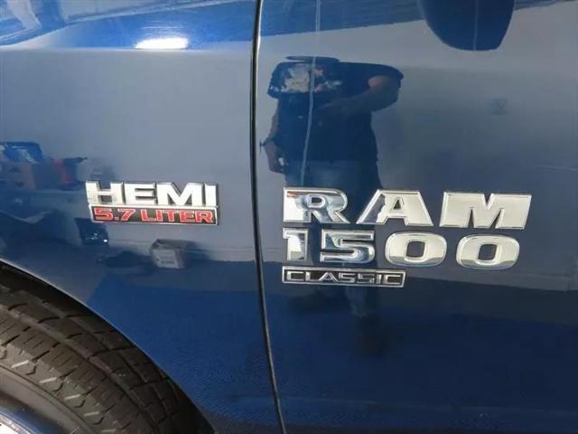 2021 Ram 1500 SLT Crew Cab 4x4 5'7" Box