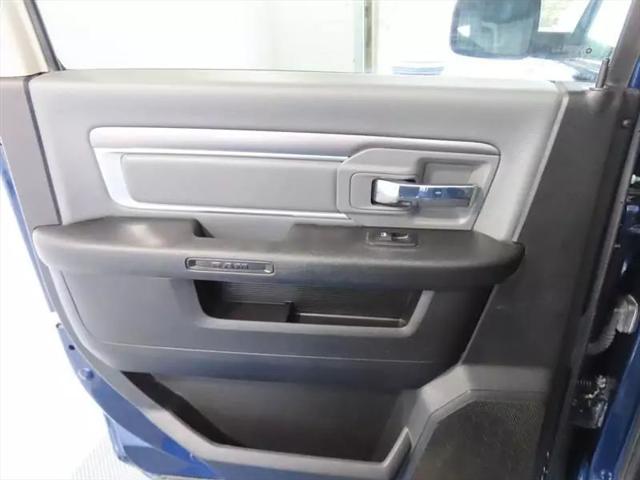 2021 Ram 1500 SLT Crew Cab 4x4 5'7" Box