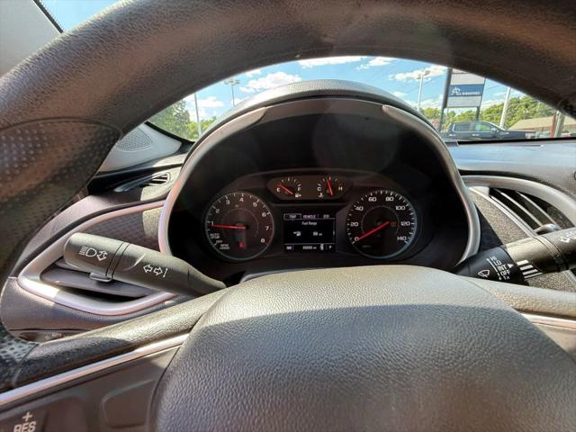 2022 Chevrolet Malibu FWD LT