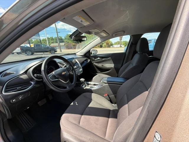 2022 Chevrolet Malibu FWD LT