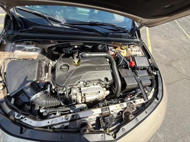 2022 Chevrolet Malibu FWD LT