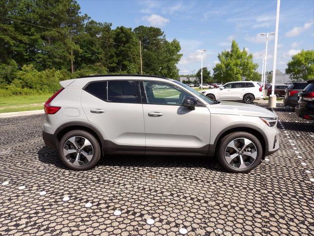 2026 Volvo XC40 B5 Plus