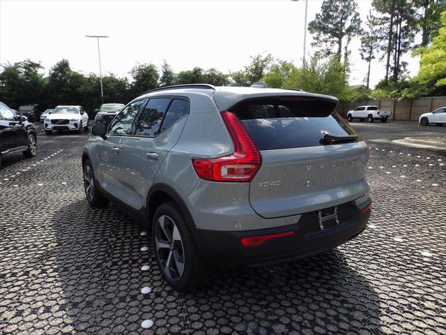 2026 Volvo XC40 B5 Plus