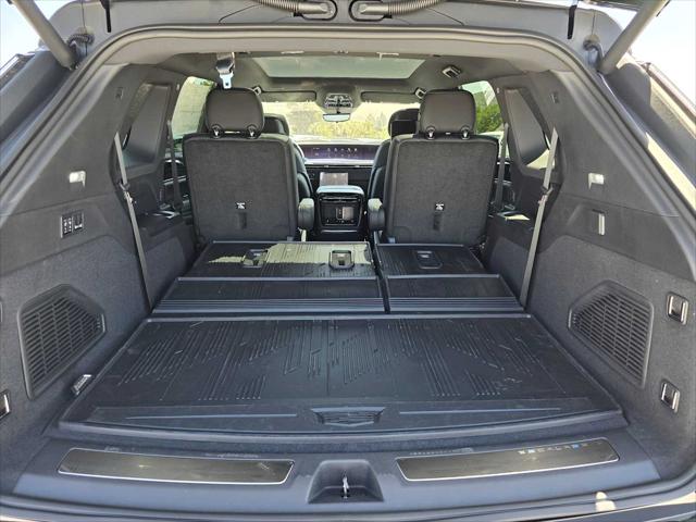 2026 Cadillac Escalade IQ Luxury