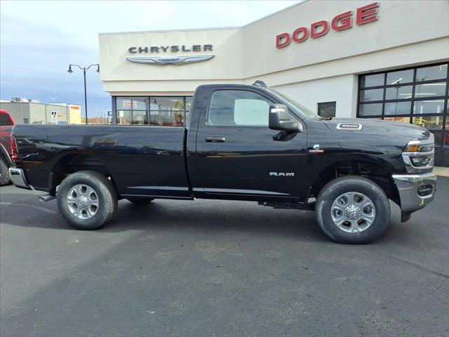 2025 RAM Ram 3500 RAM 3500 BIG HORN REGULAR CAB 4X4 8 BOX 2025 RAM Ram 3500 RAM 3500 BIG HORN REGULAR CAB 4X4 8 BOX